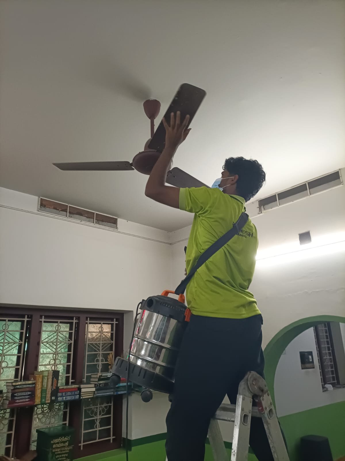 Post-construction deep floor cleaning