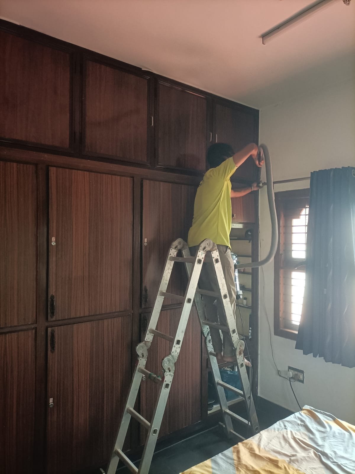 Wardrobe deep cleaning